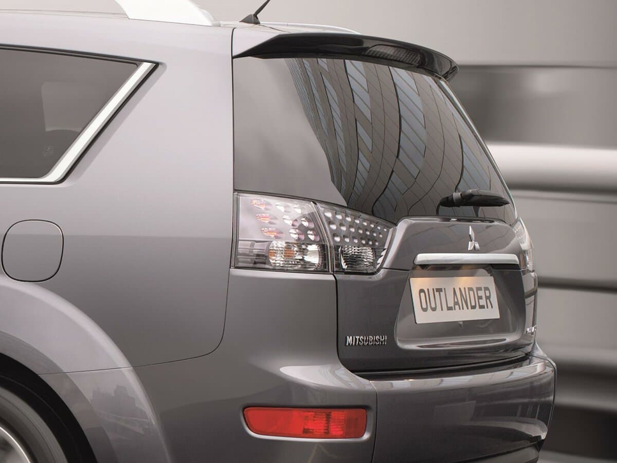Mitsubishi Outlander II — Detal