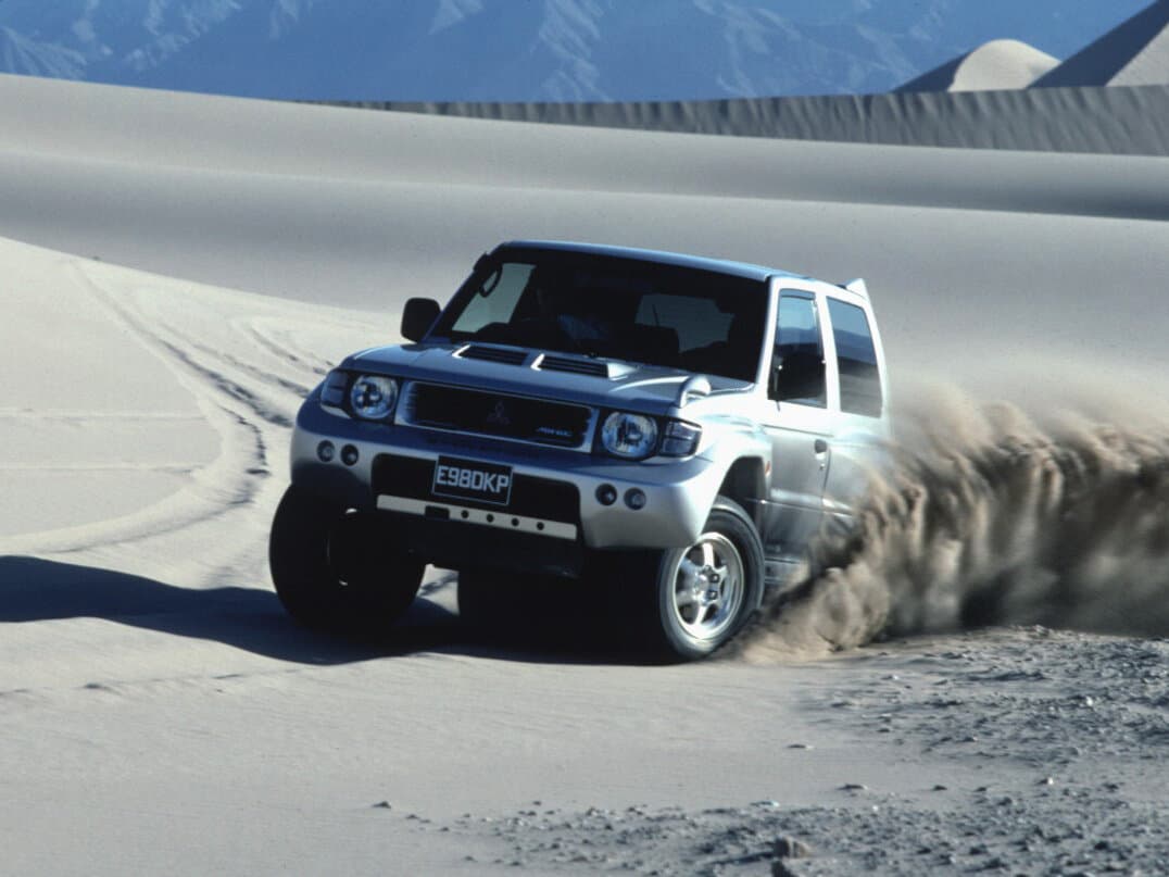 Mitsubishi Pajero II Restayling — Öndən