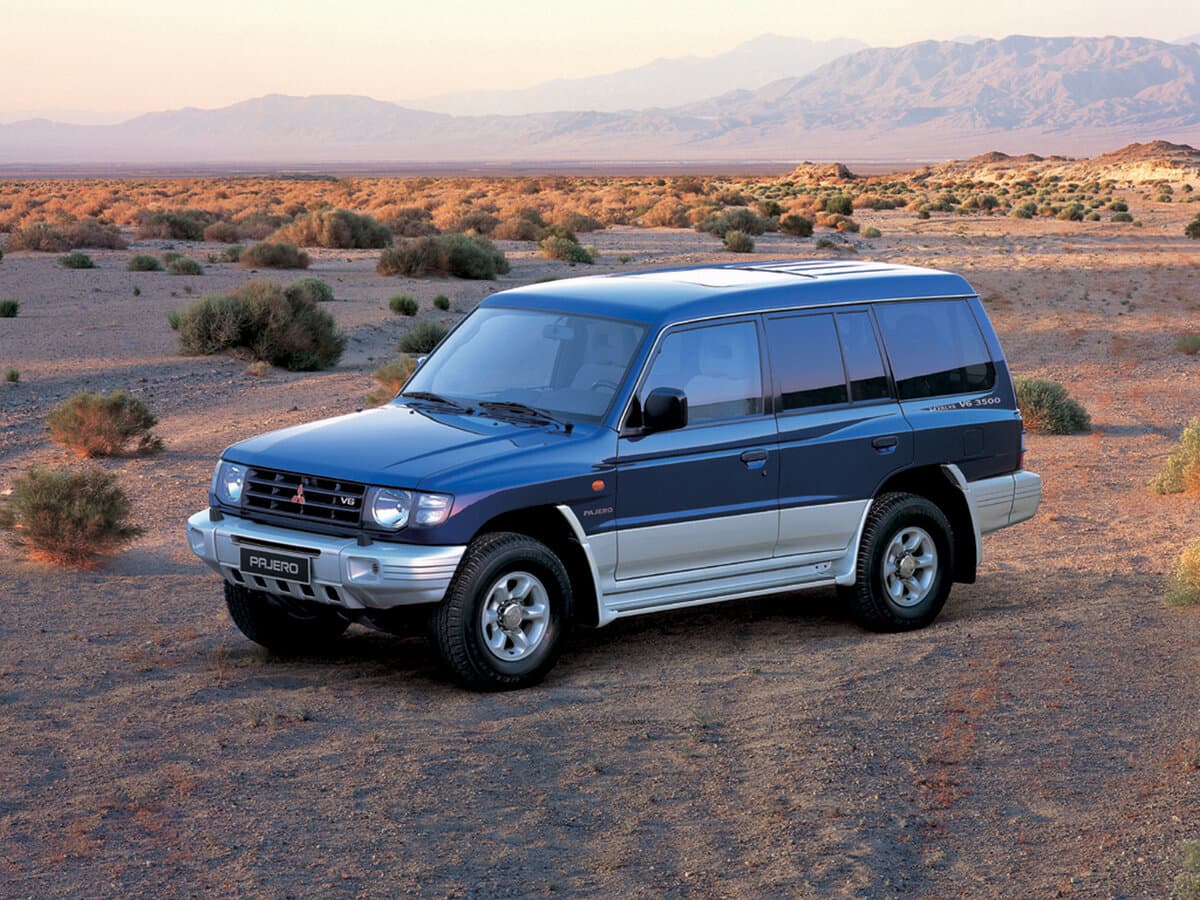 Mitsubishi Pajero II Restayling — Əsas şəkil