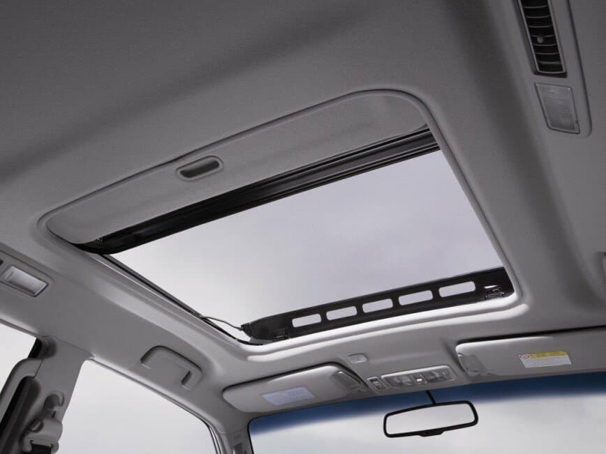 Mitsubishi Pajero IV — Salon, arxadan