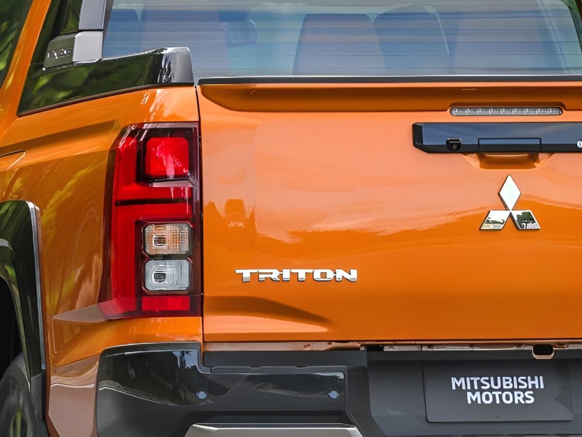 Mitsubishi Triton VI — Detal