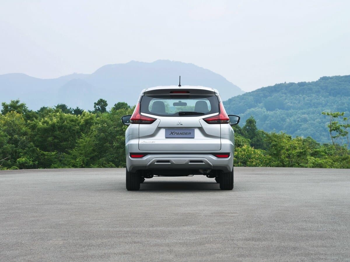 Mitsubishi Xpander I — Arxadan