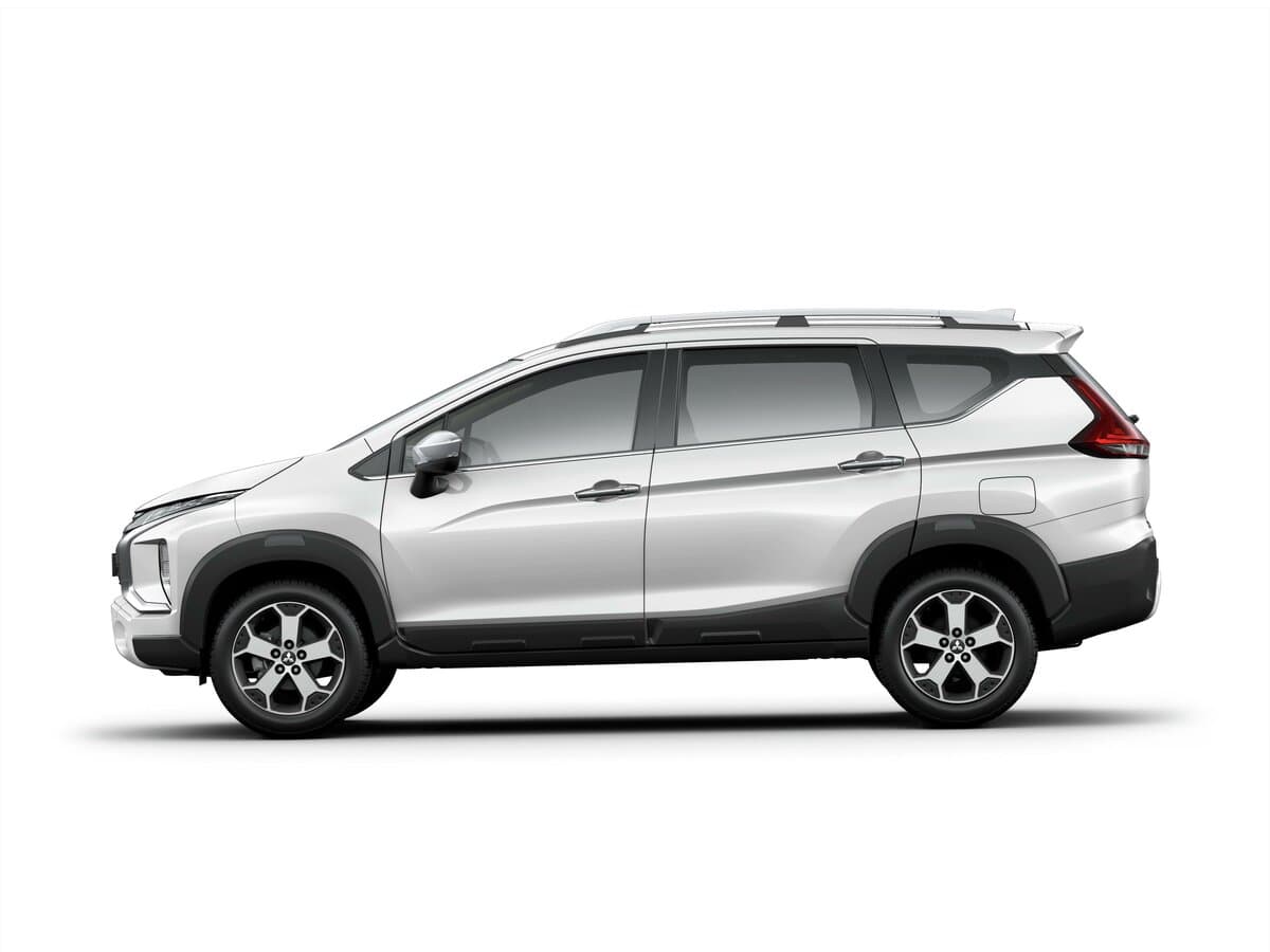 Mitsubishi Xpander I — Yandan
