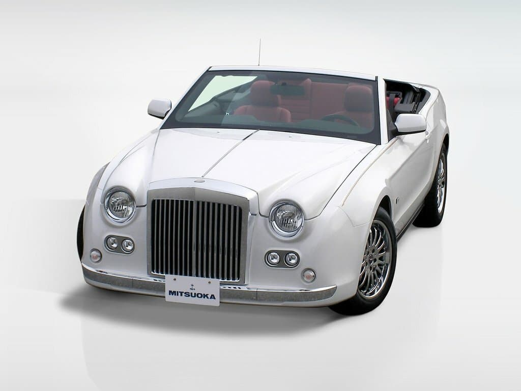 Mitsuoka Galue III — Öndən