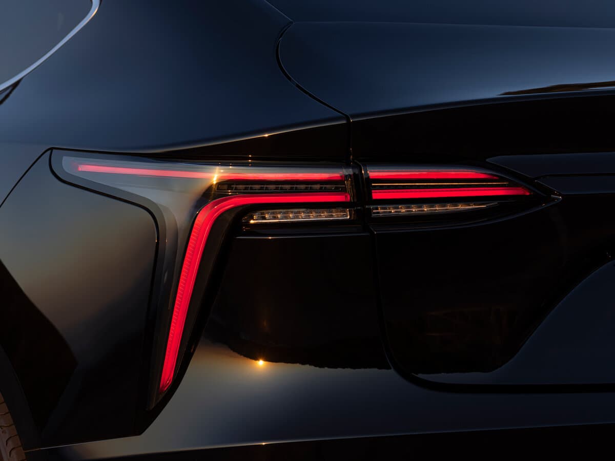 Mobilize Limo 2022 – 2023 — Detal