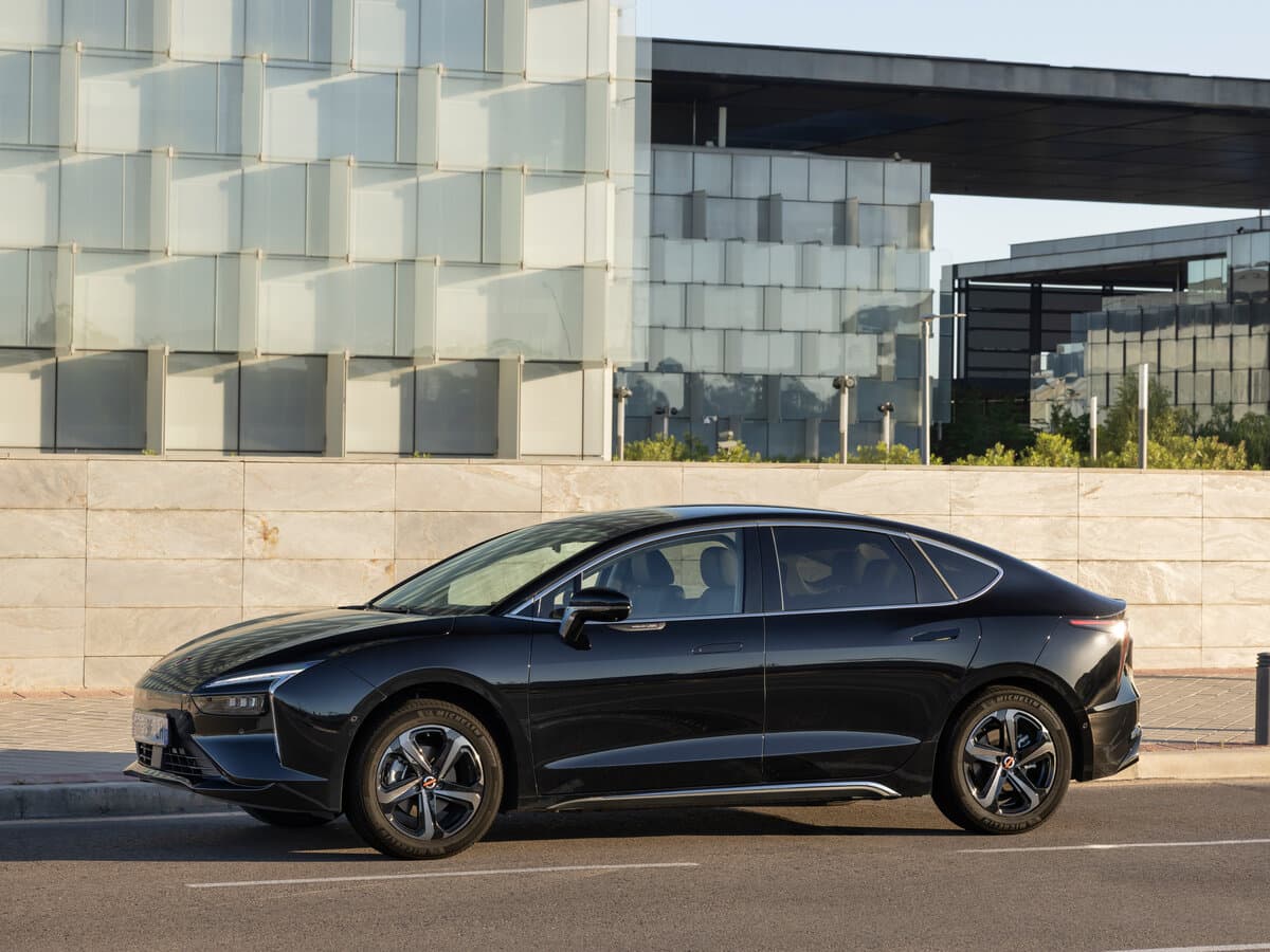 Mobilize Limo 2022 – 2023 — Yandan