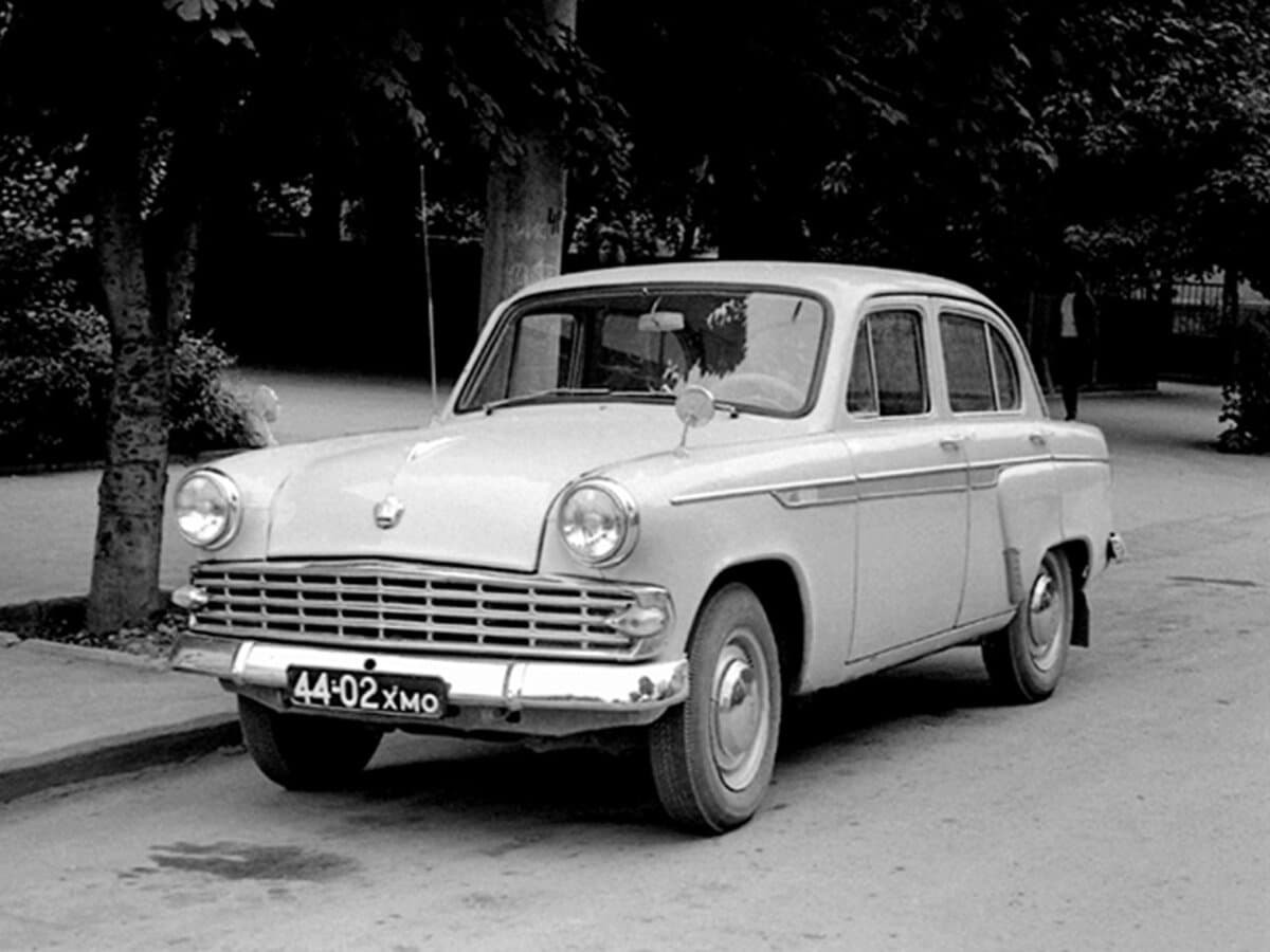 Moskviç 403 1962 – 1965 — Öndən