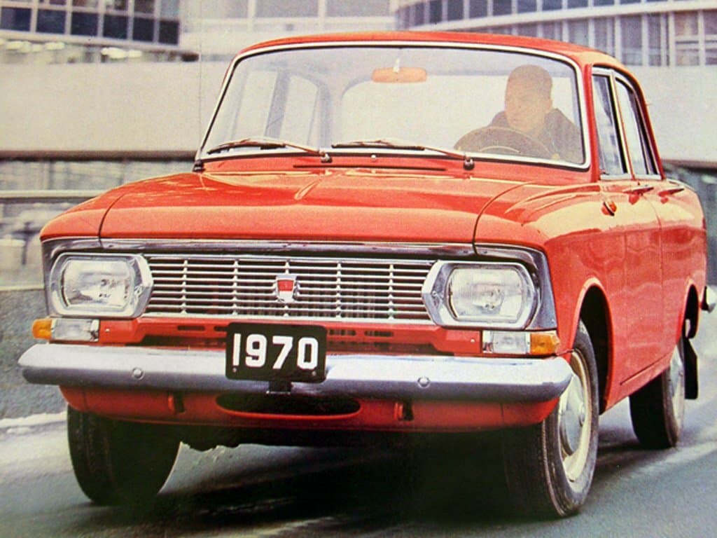 Moskviç 412 1967 – 1998 — Öndən