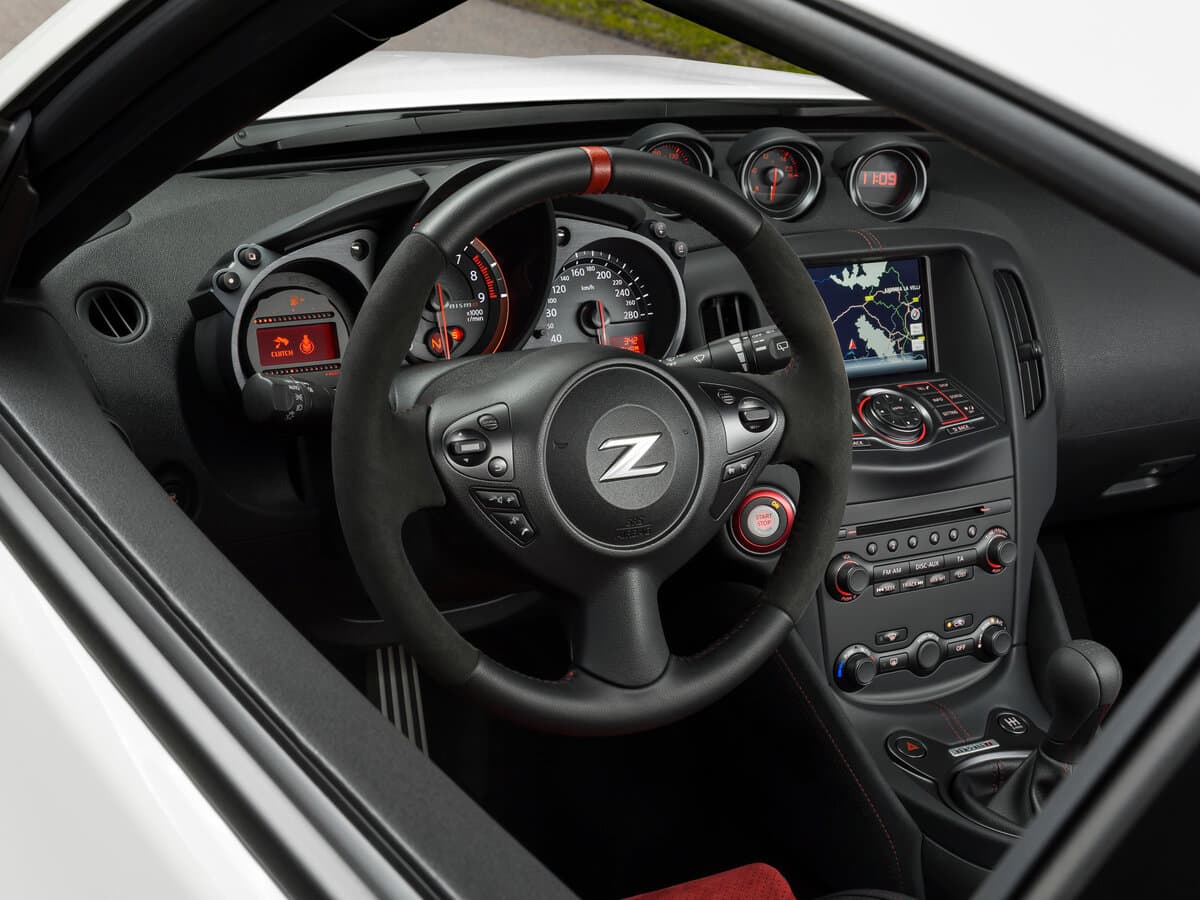 Nissan 370Z I Restayling — Sükan