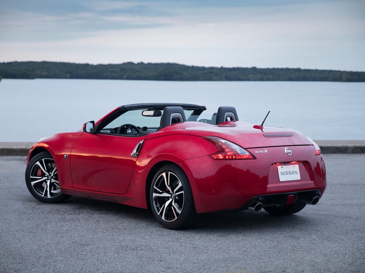 Nissan 370Z I Restayling — 3/4 arxadan
