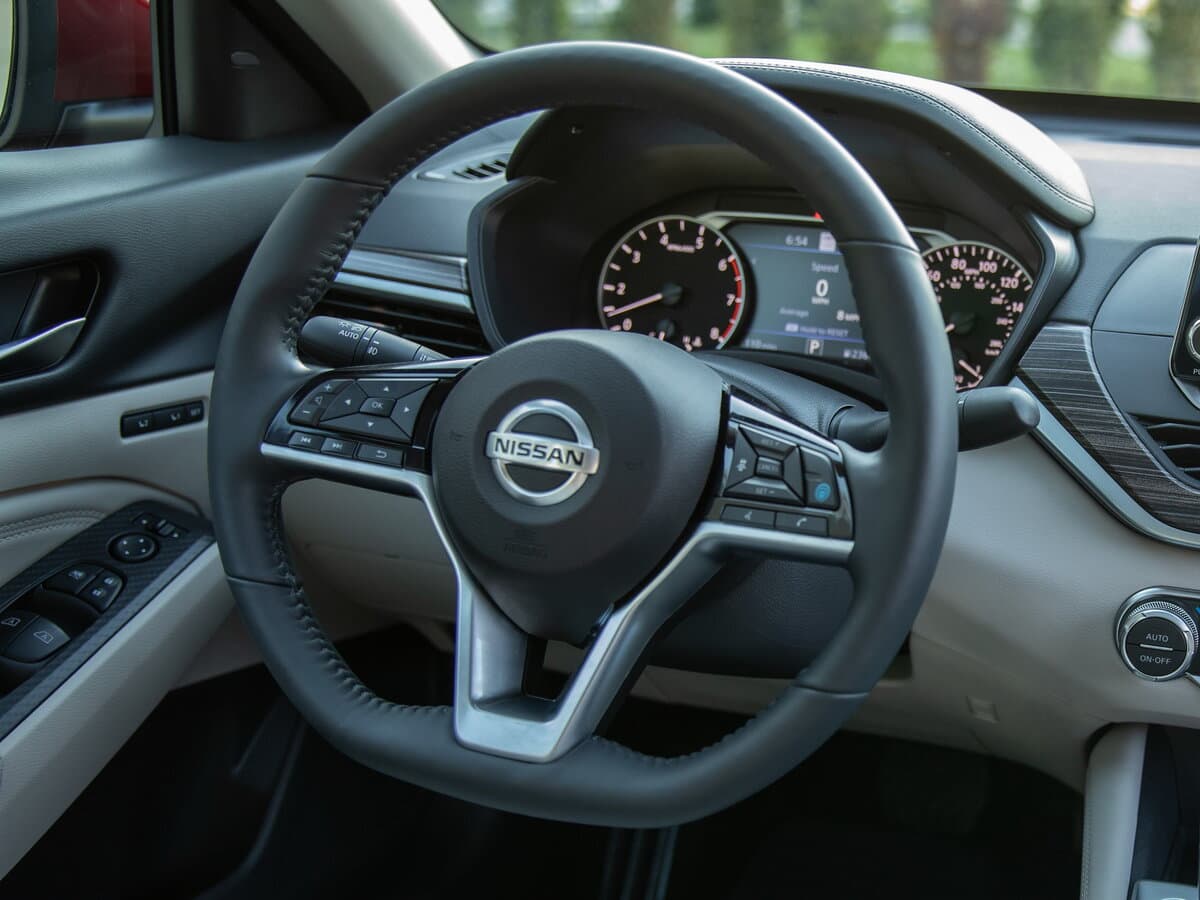Nissan Altima VI (L34) — Sükan