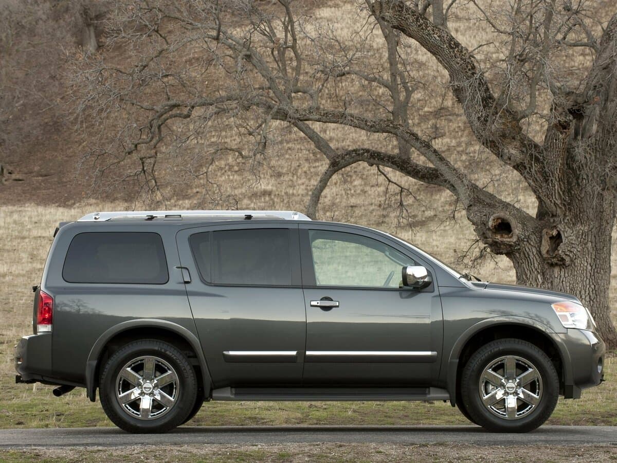 Nissan Armada I Restayling — Yandan