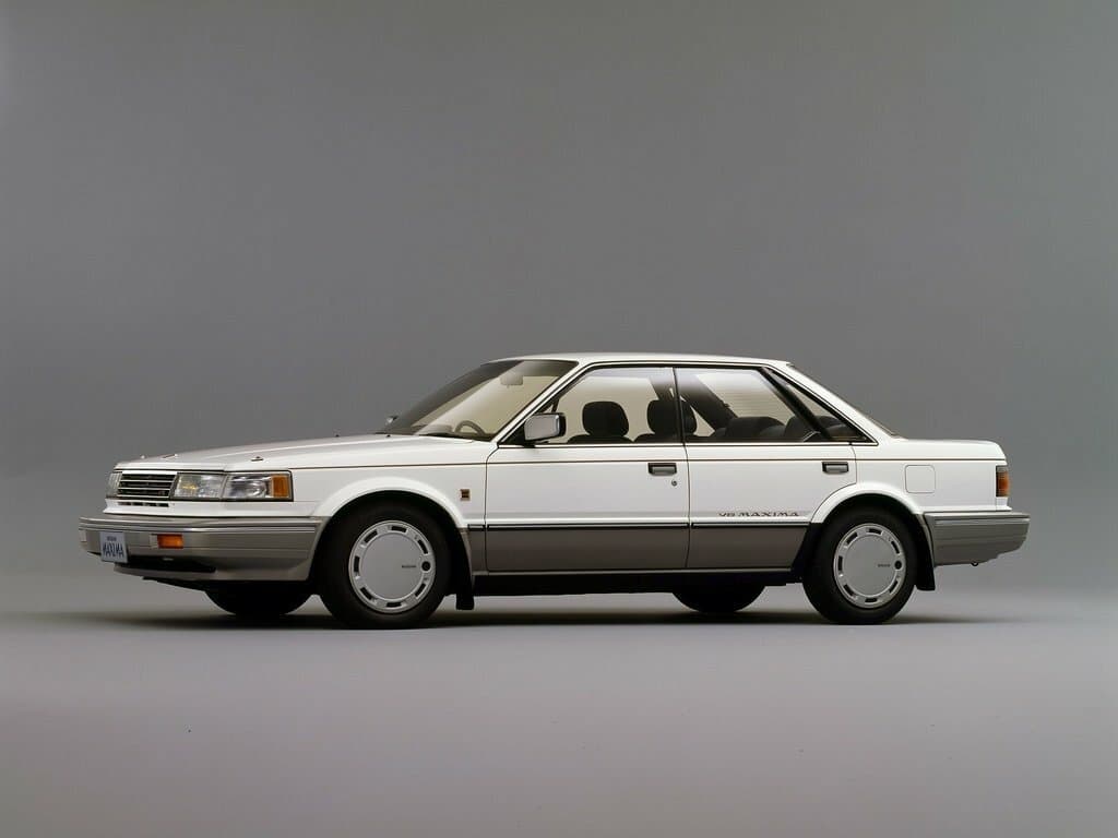 Nissan Bluebird Maxima II (PU11) Restayling — Əsas şəkil