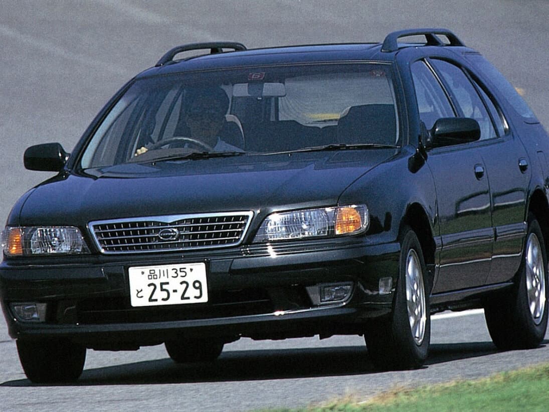Nissan Cefiro II (A32) — öndən görünüş