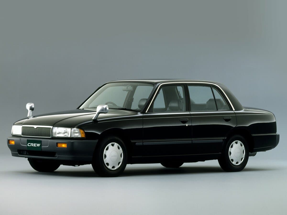 Nissan Crew 1993 – 2009 — Əsas şəkil