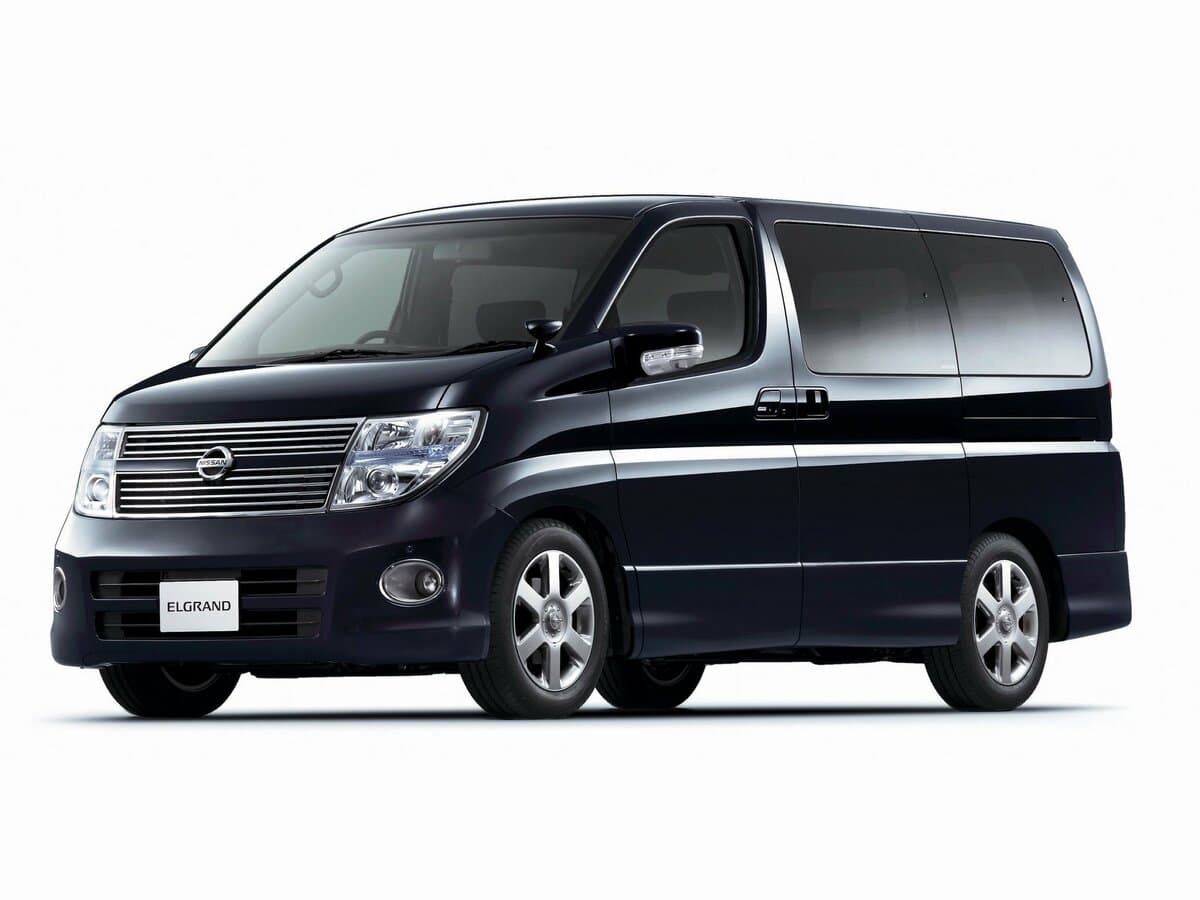 Nissan Elgrand II (E51) — Əsas şəkil