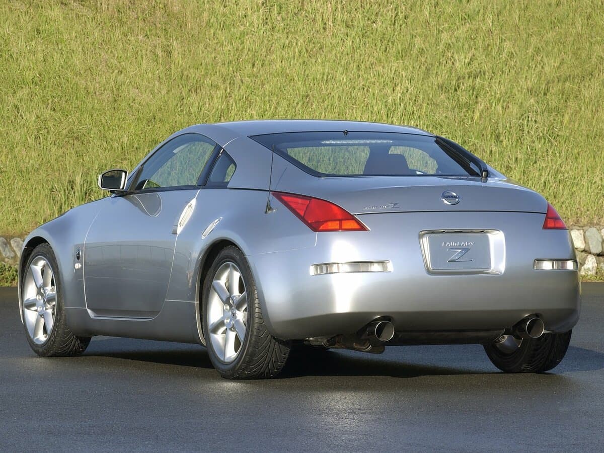 Nissan Fairlady Z V (Z33) — 3/4 arxadan