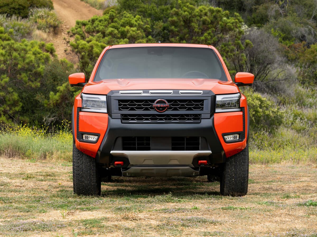 Nissan Frontier III Restayling — Öndən
