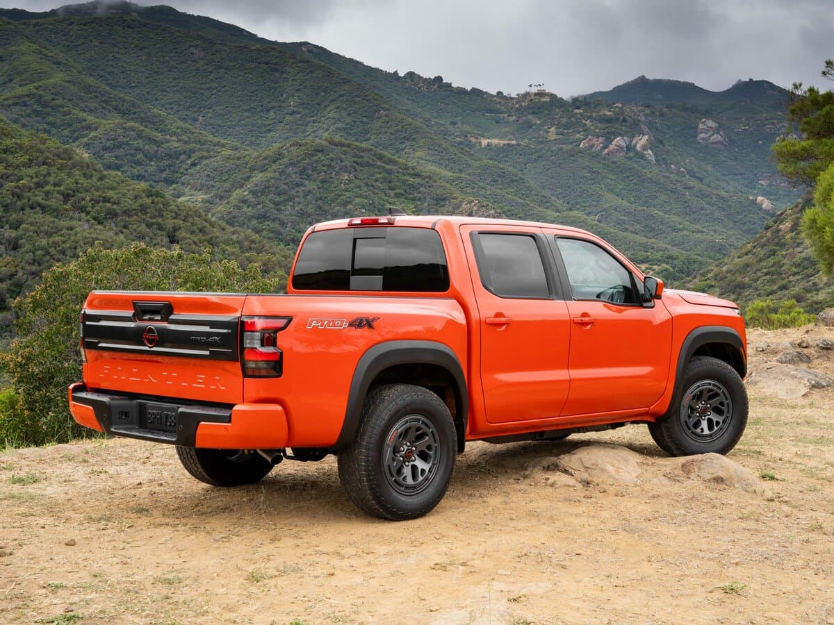 Nissan Frontier III Restayling — 3/4 arxadan