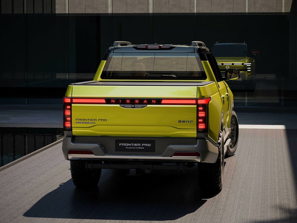 Nissan Frontier Pro 2025 – indiyədək — Arxadan