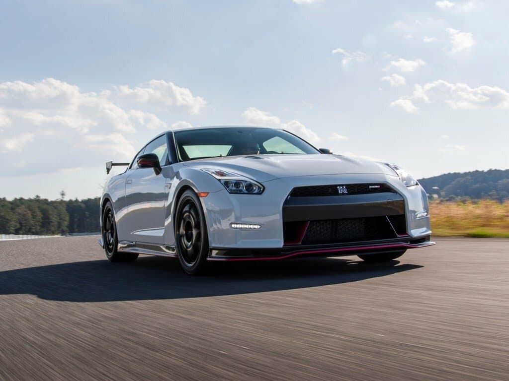 Nissan GT-R I Restayling 2 — Öndən