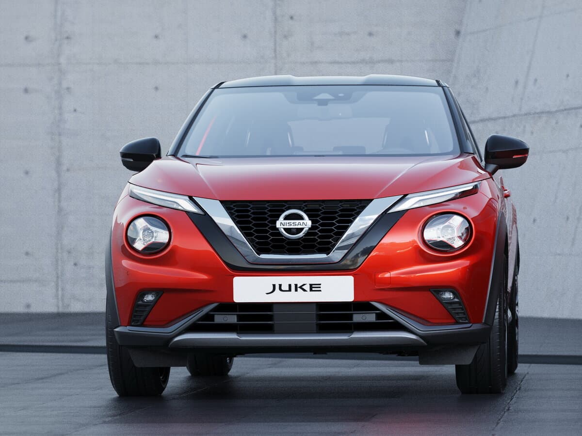 Nissan Juke II — Öndən