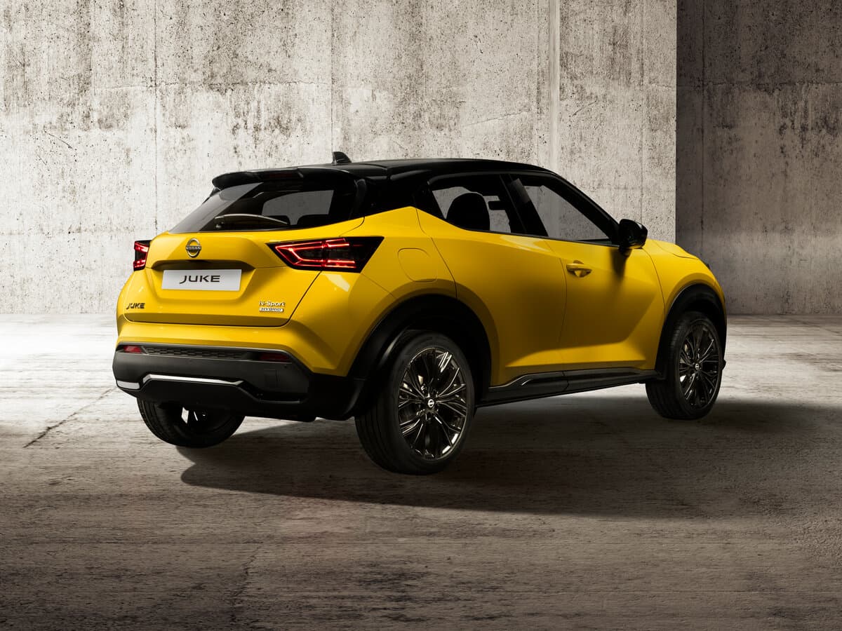 Nissan Juke II Restayling — 3/4 arxadan