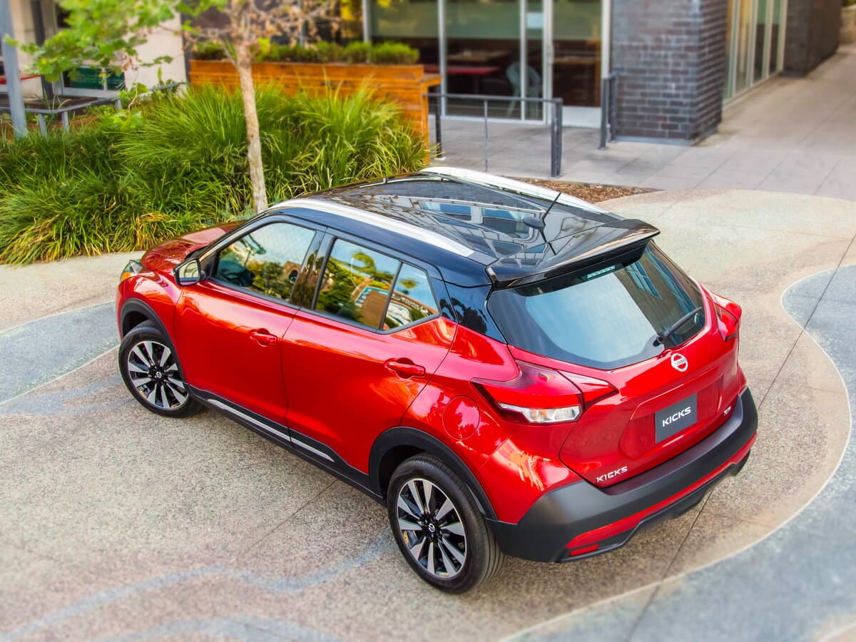 Nissan Kicks I — 3/4 arxadan