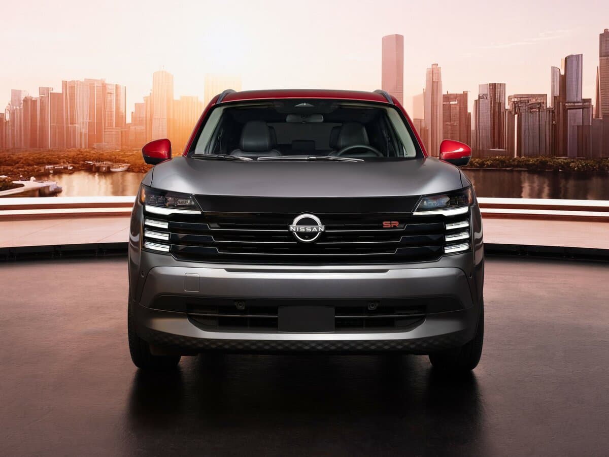 Nissan Kicks II — Öndən