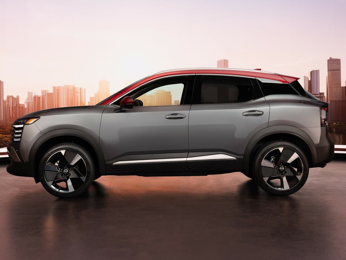 Nissan Kicks II — Yandan