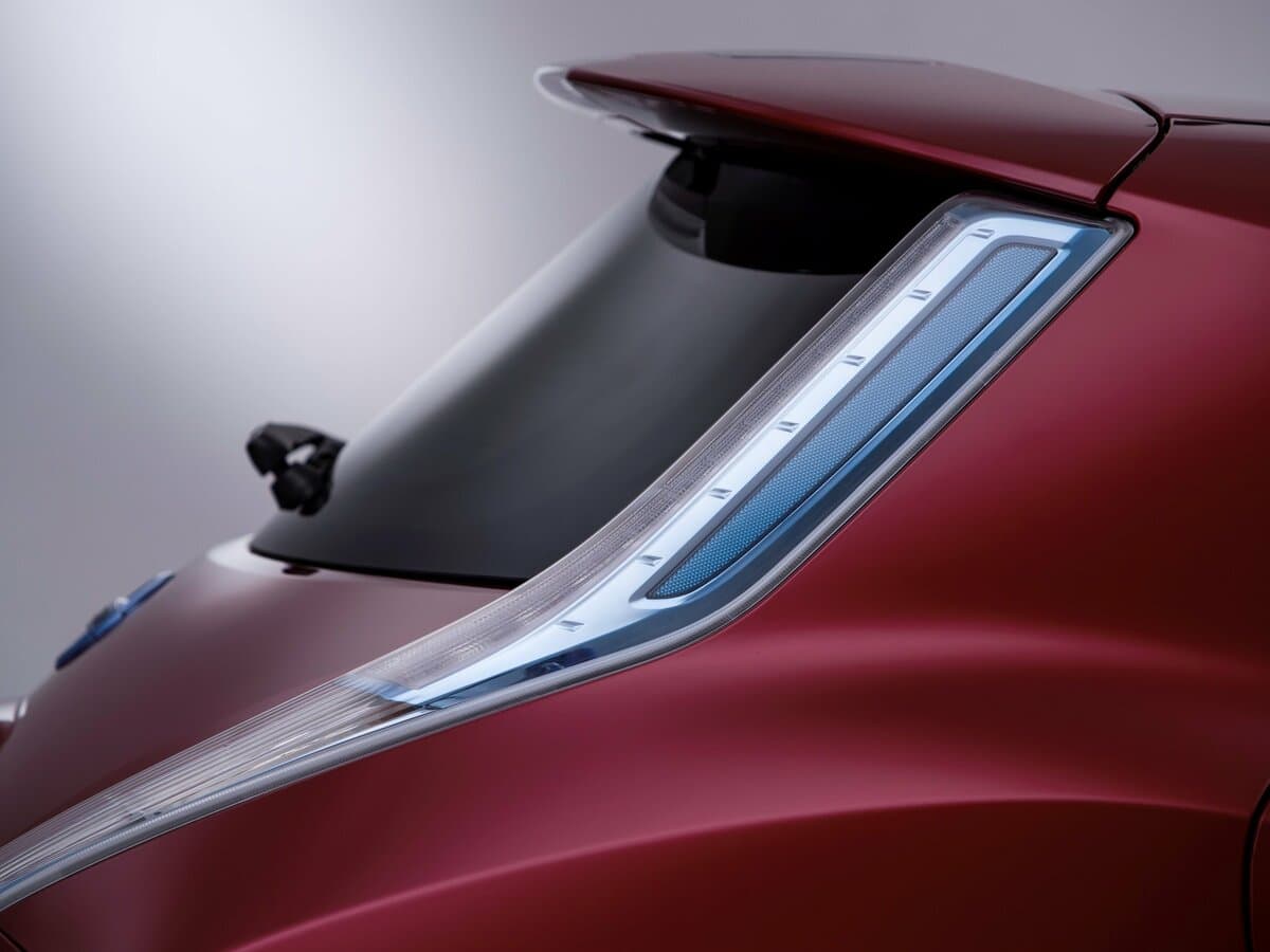 Nissan Leaf I (ZE0/AZE0) — Detal