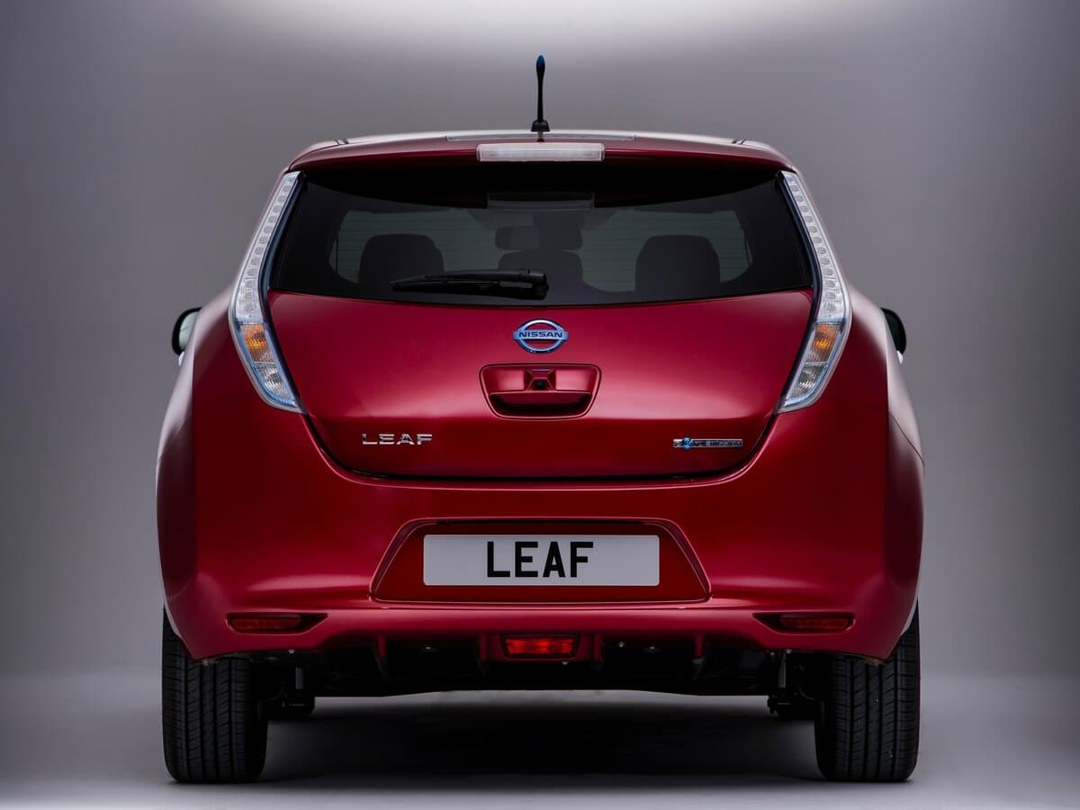 Nissan Leaf I (ZE0/AZE0) — Arxadan