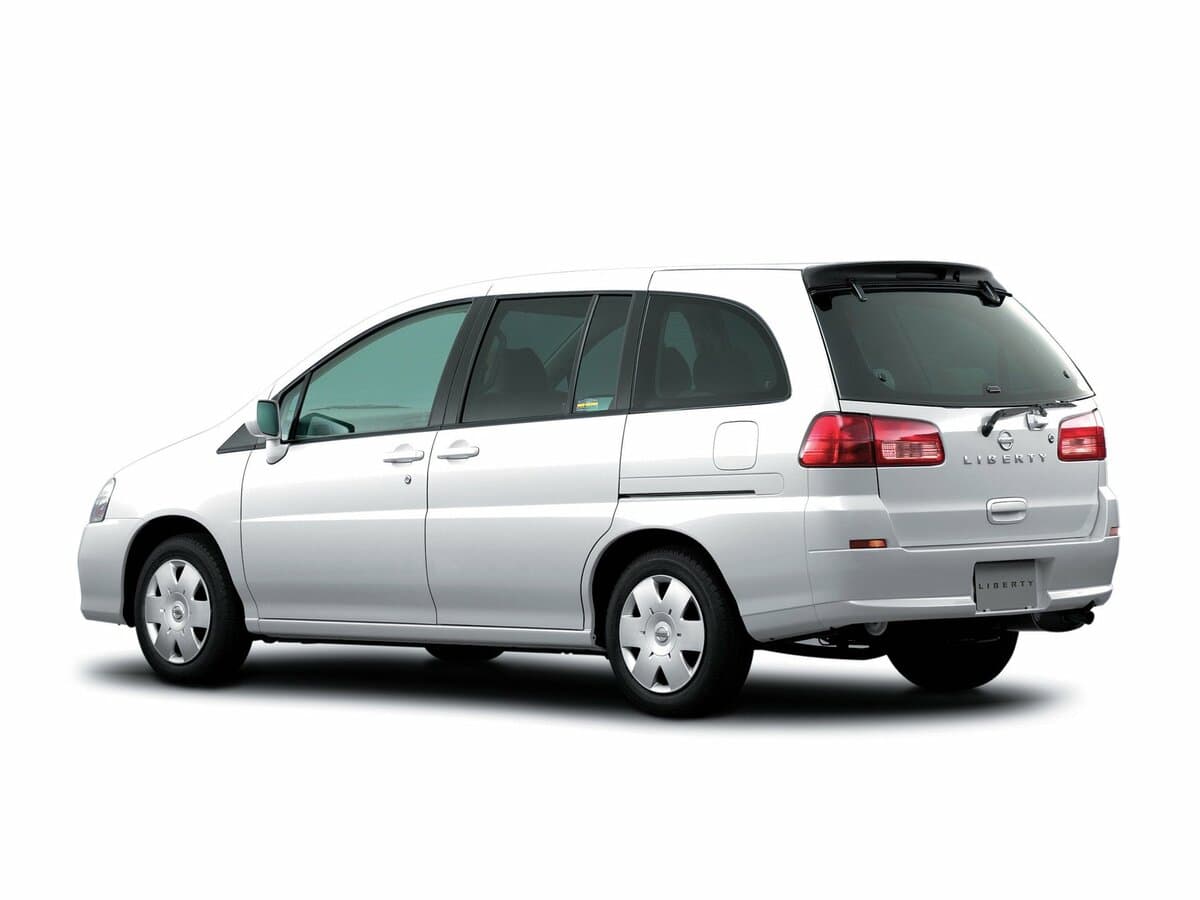 Nissan Liberty 1998 – 2004 — 3/4 arxadan