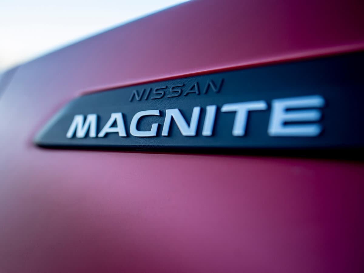 Nissan Magnite I — Salon, arxadan