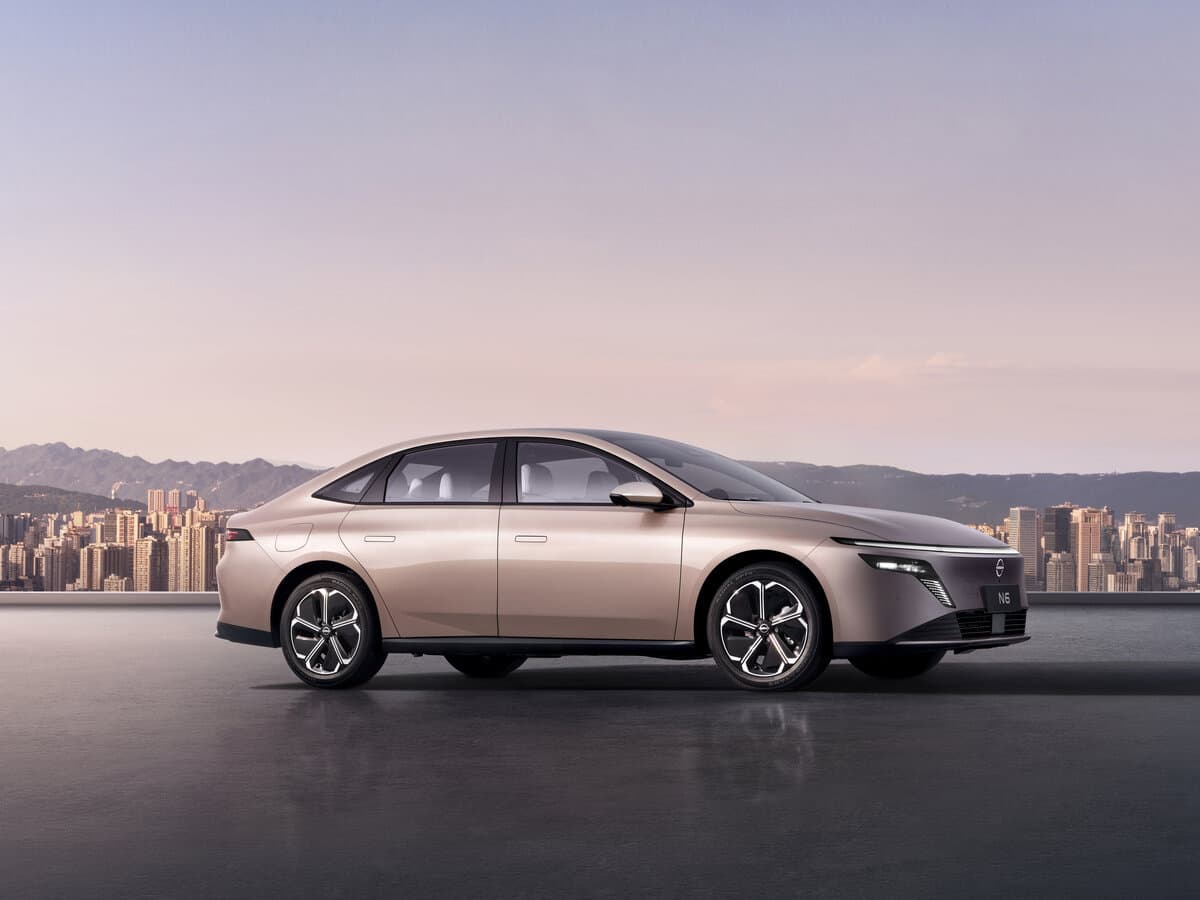 Nissan N6 2025 – indiyədək — Yandan