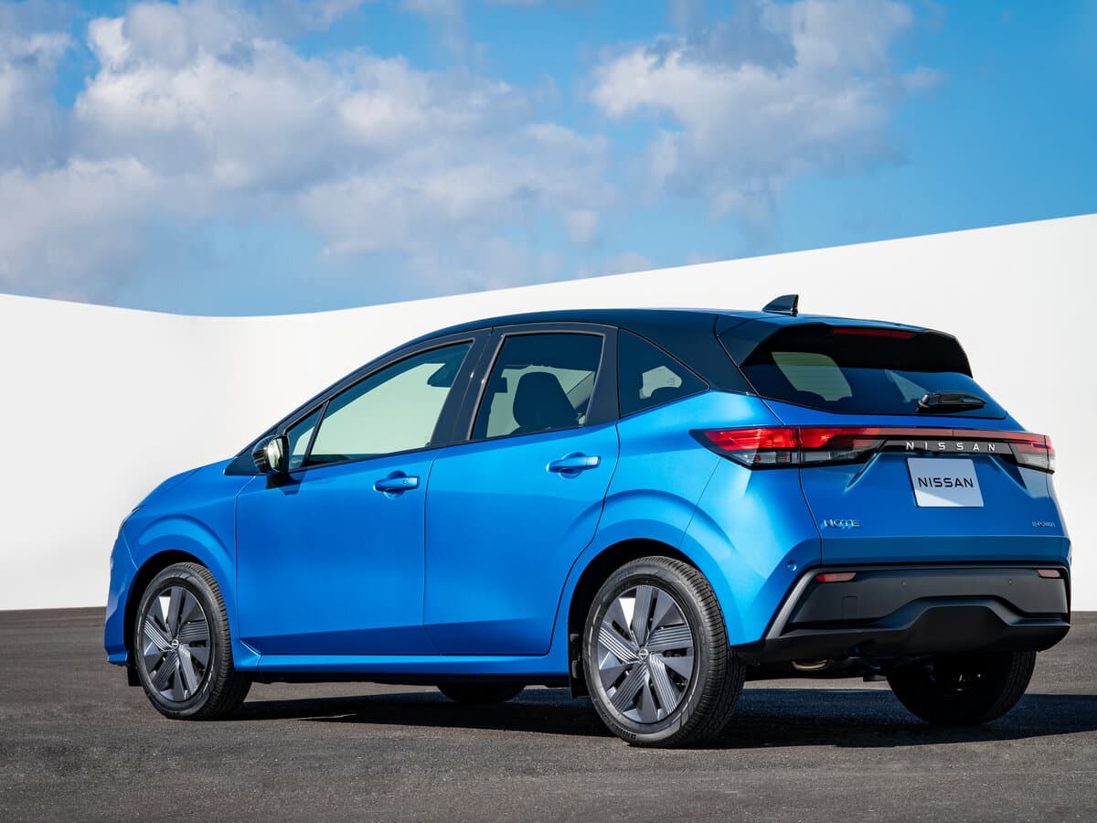 Nissan Note III — 3/4 arxadan