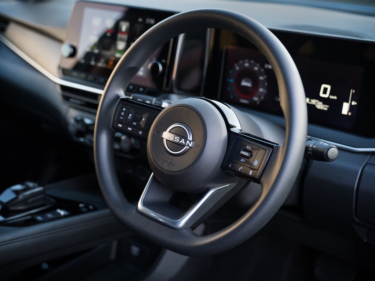 Nissan Note III — Sükan