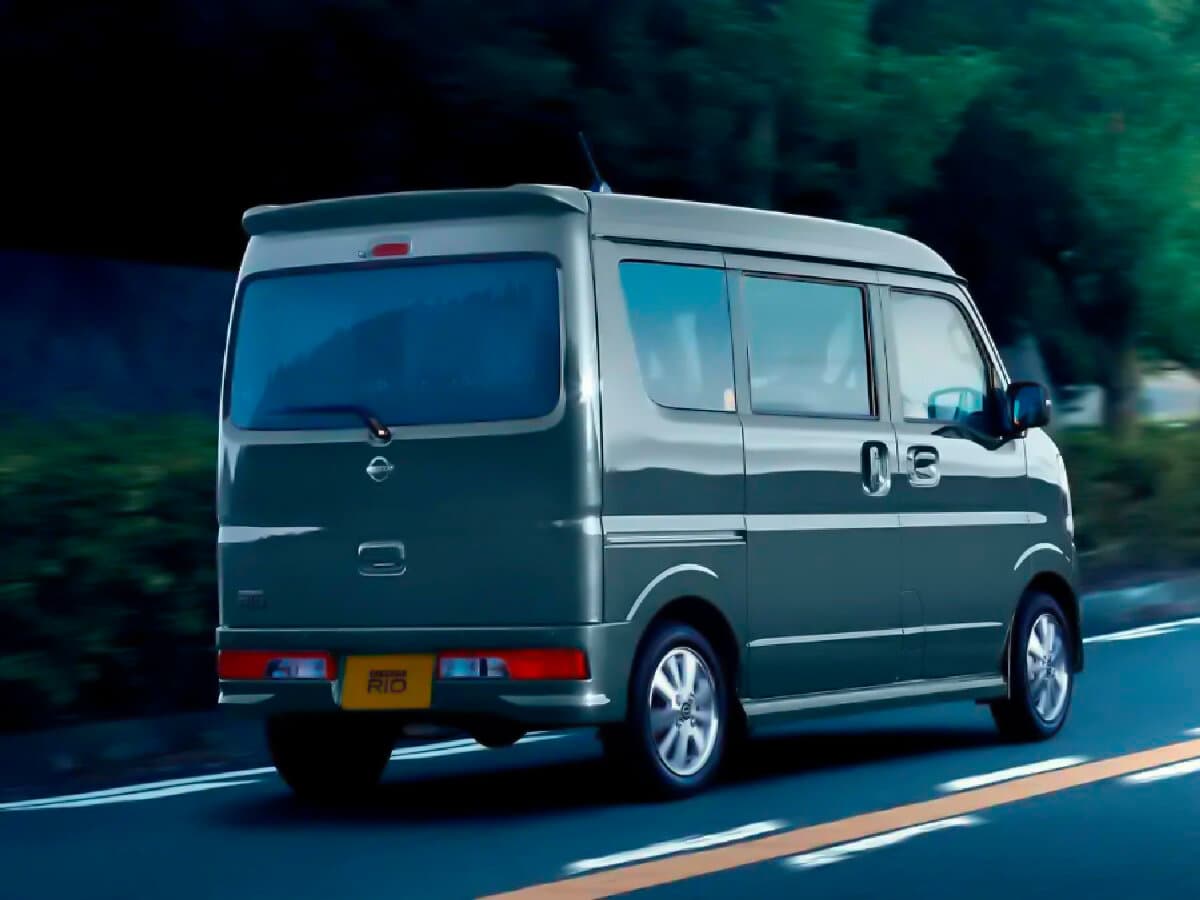 Nissan NV100 Clipper III Restayling — 3/4 arxadan
