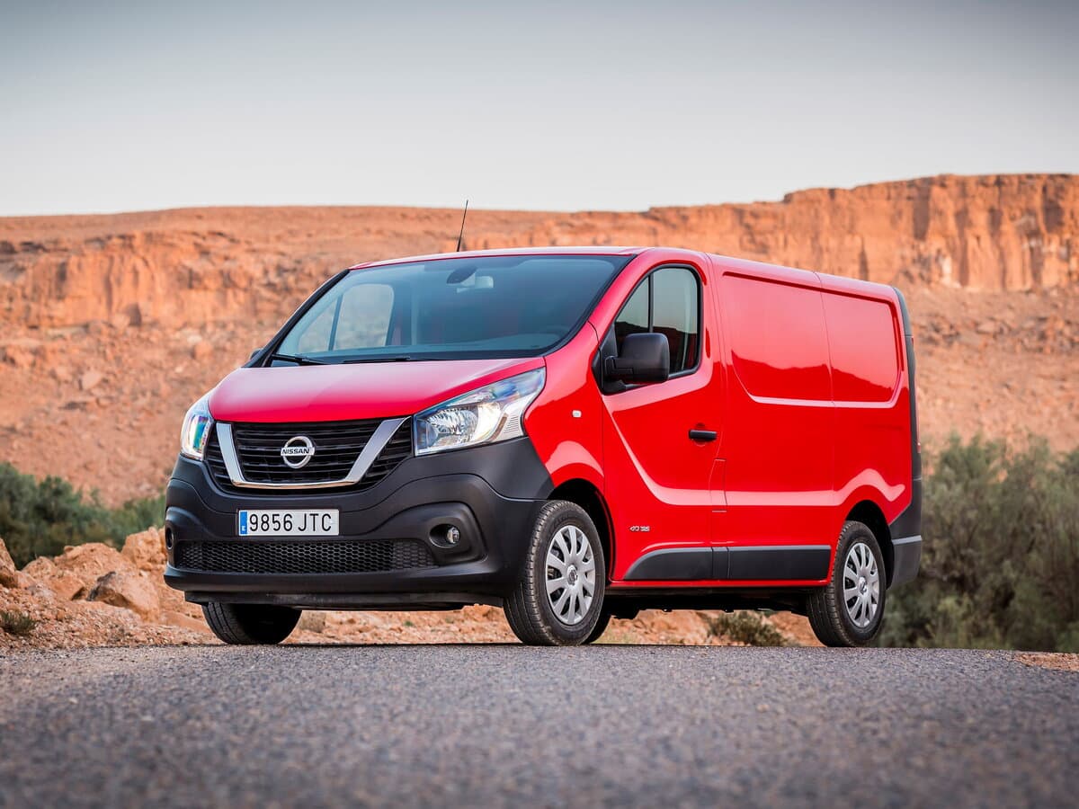 Nissan NV300 2016 – 2021 — Əsas şəkil