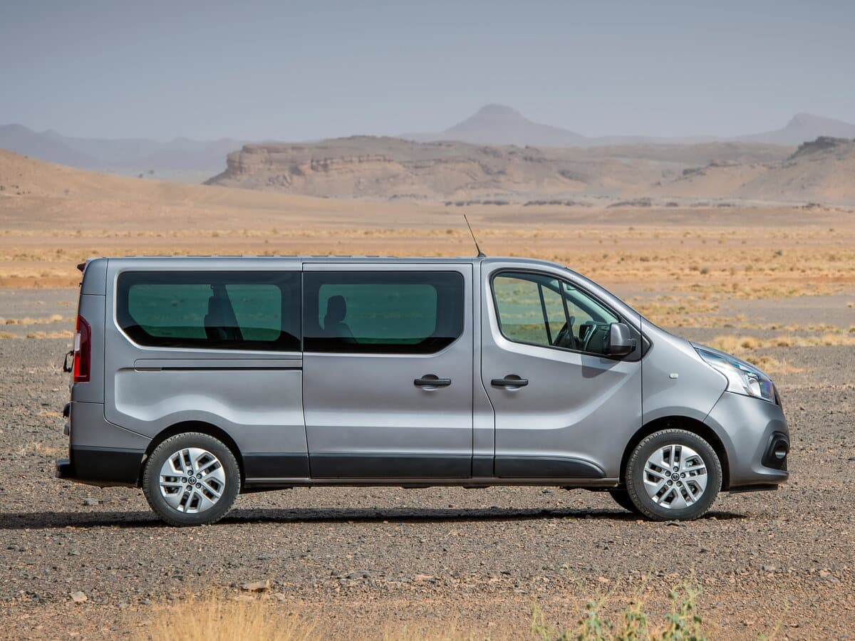 Nissan NV300 2016 – 2021 — Yandan