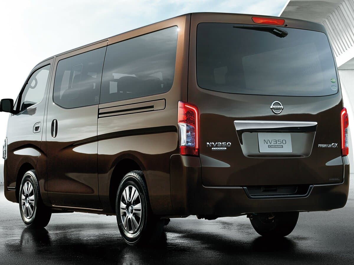 Nissan NV350 Caravan I Restayling — 3/4 arxadan