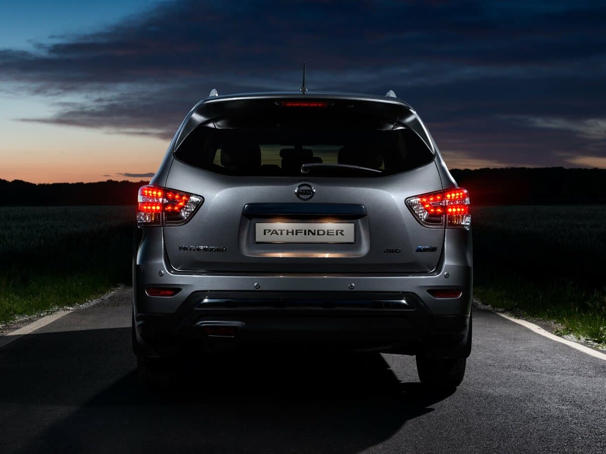 Nissan Pathfinder IV — Arxadan