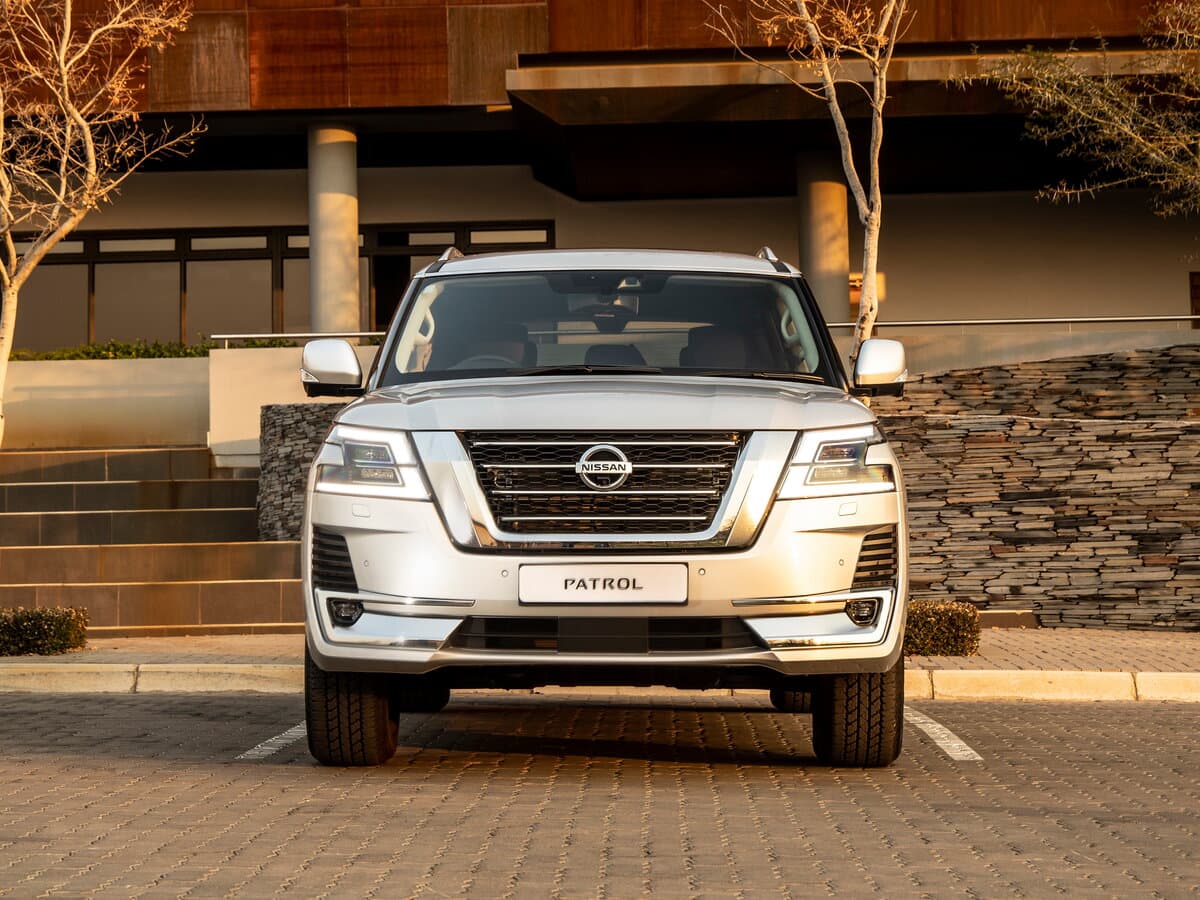 Nissan Patrol VI (Y62) Restayling 2 — Öndən