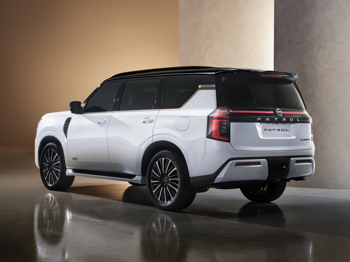 Nissan Patrol VII (Y63) — 3/4 arxadan