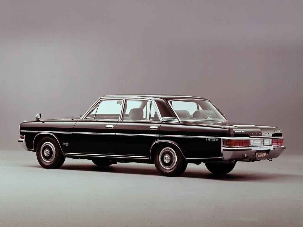 Nissan President I (150, 250) — 3/4 arxadan