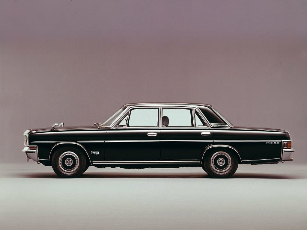 Nissan President I (150, 250) — Yandan