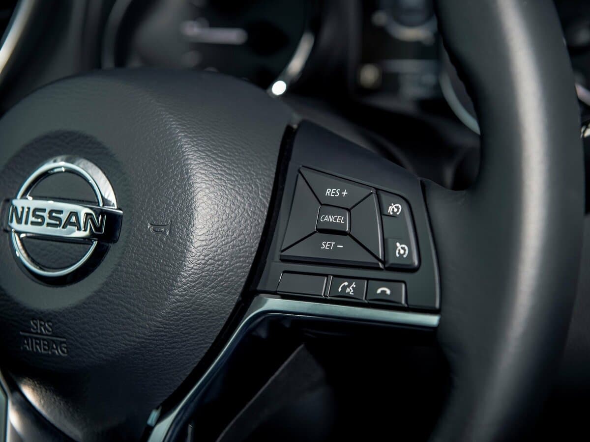 Nissan Qashqai II Restayling — Sükan