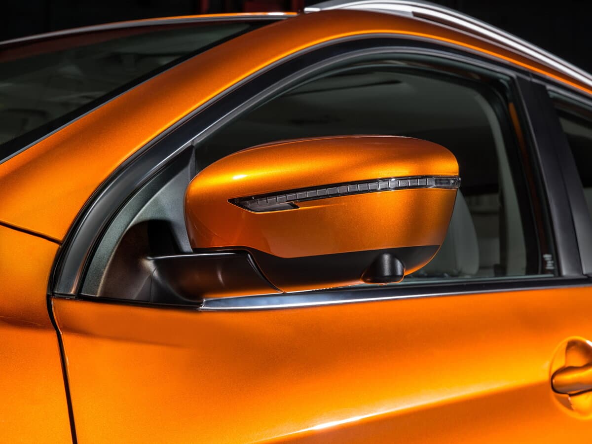 Nissan Rogue Sport I — Yan güzgü