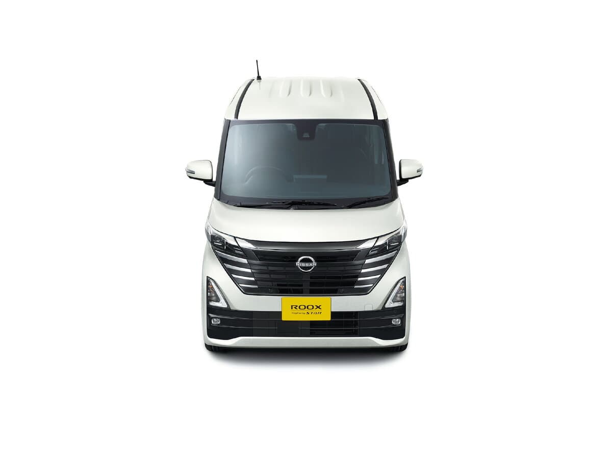 Nissan Roox II Restayling — Öndən