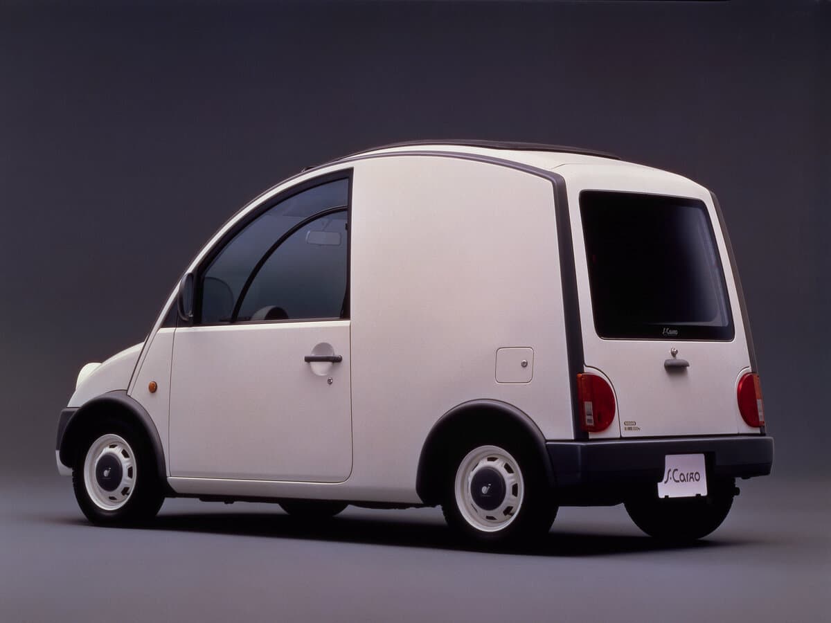 Nissan S-Cargo 1989 – 1990 — 3/4 arxadan